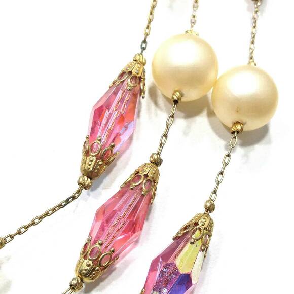 Vintage 1960s Pink Crystal Necklace 3 Strand Aurora Borealis Faux Pearl Beads - Picture 6 of 8